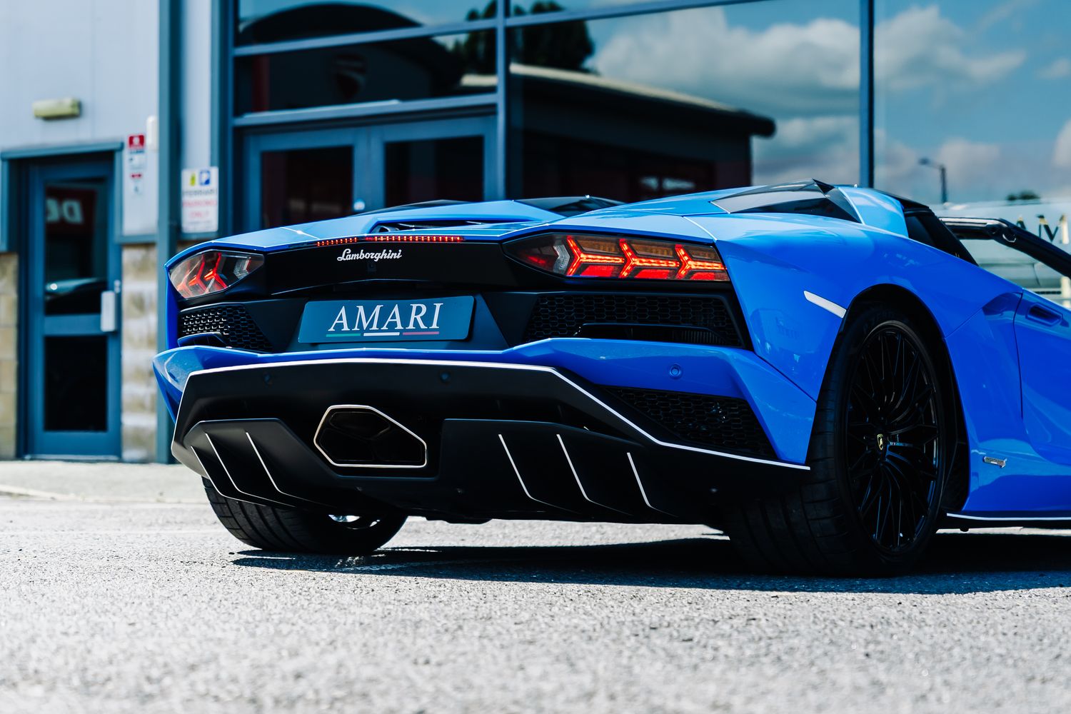 Lamborghini Aventador S Roadster LP 740-4