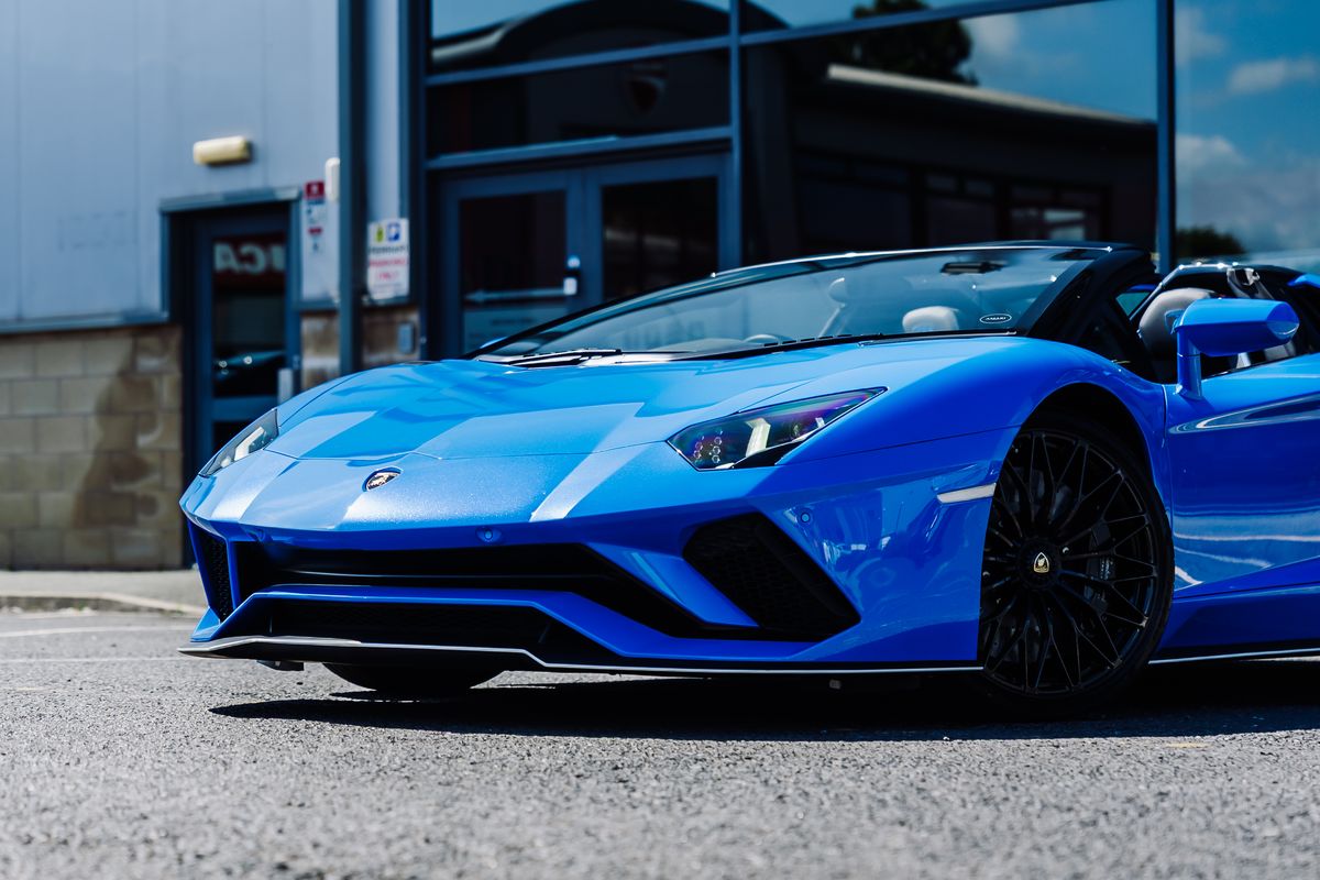 Lamborghini Aventador S Roadster LP 740-4