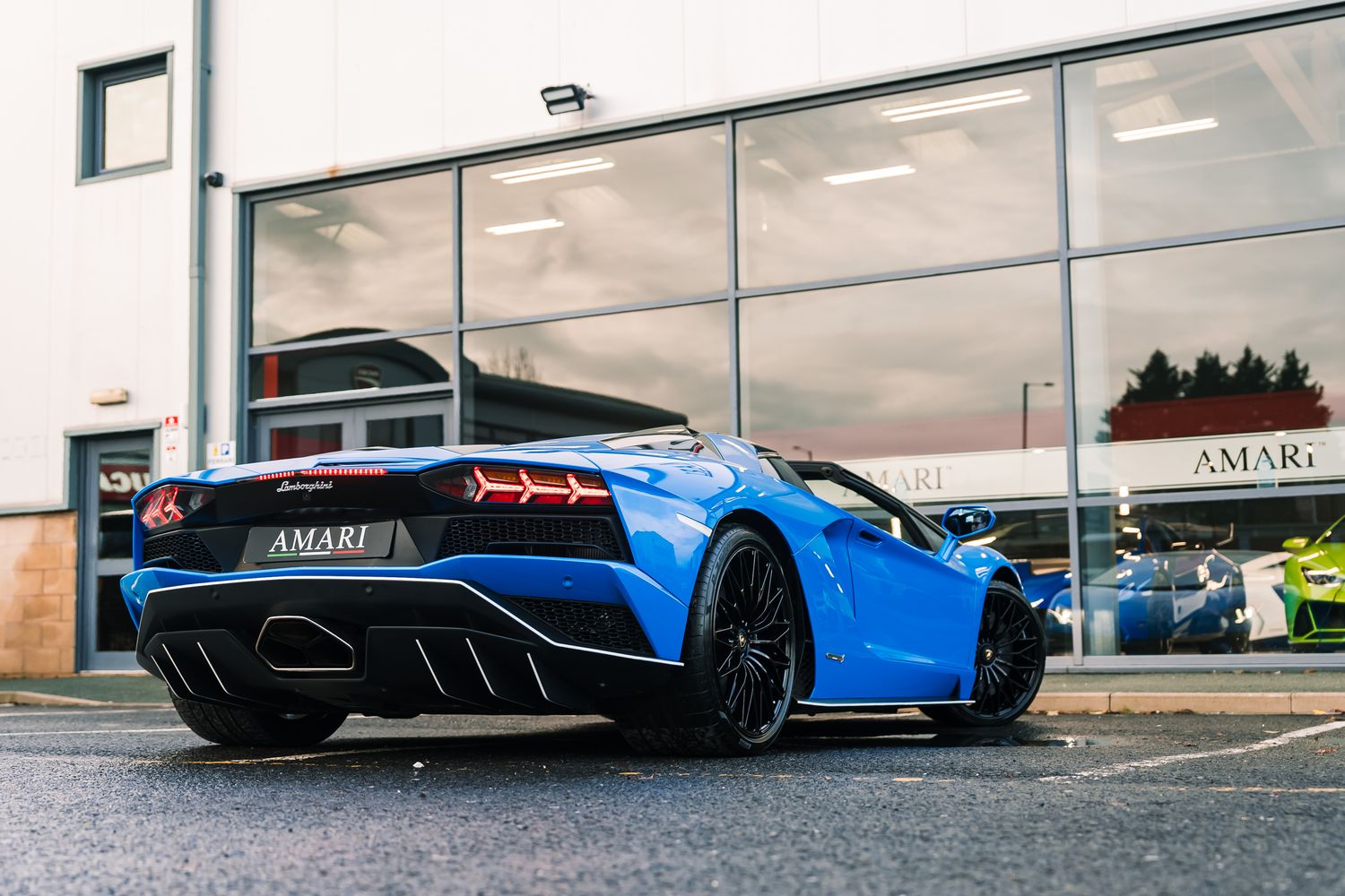 Lamborghini Aventador S Roadster LP 740-4