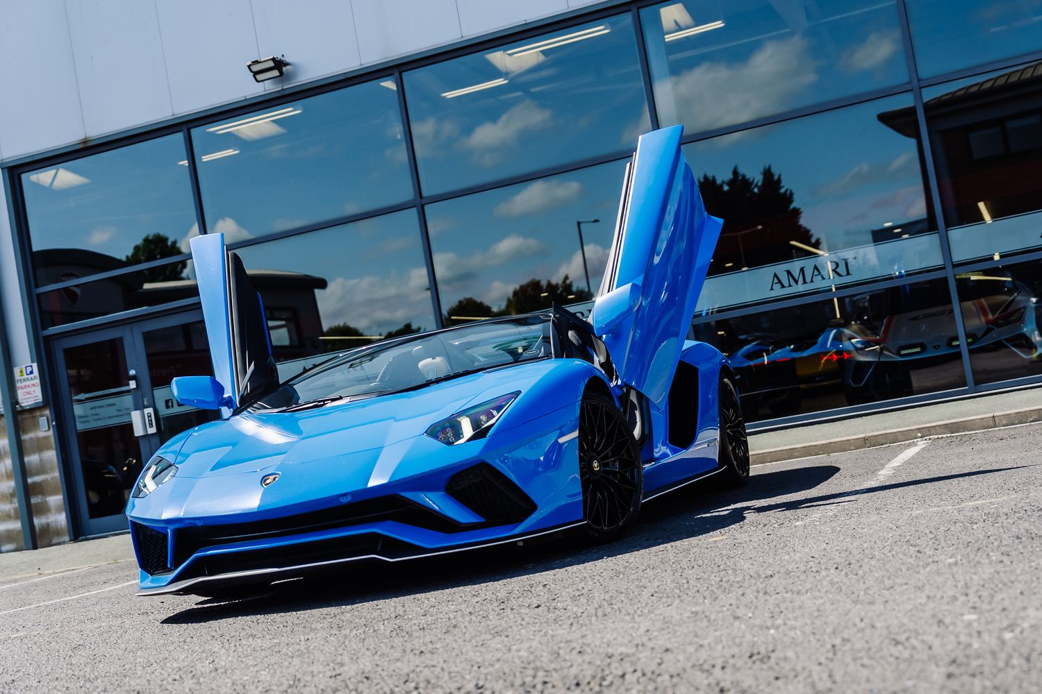 Lamborghini Aventador S Roadster LP 740-4