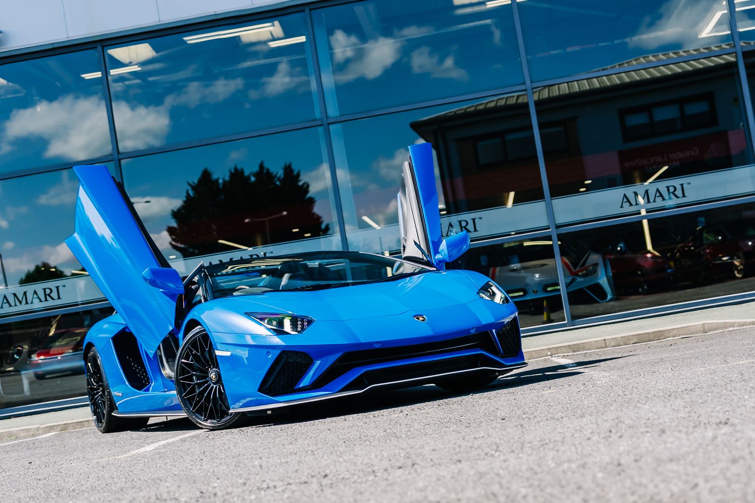 Lamborghini Aventador S Roadster LP 740-4