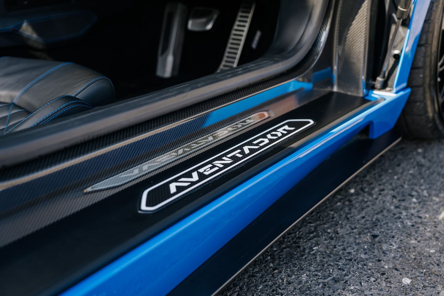 Lamborghini Aventador S Roadster LP 740-4