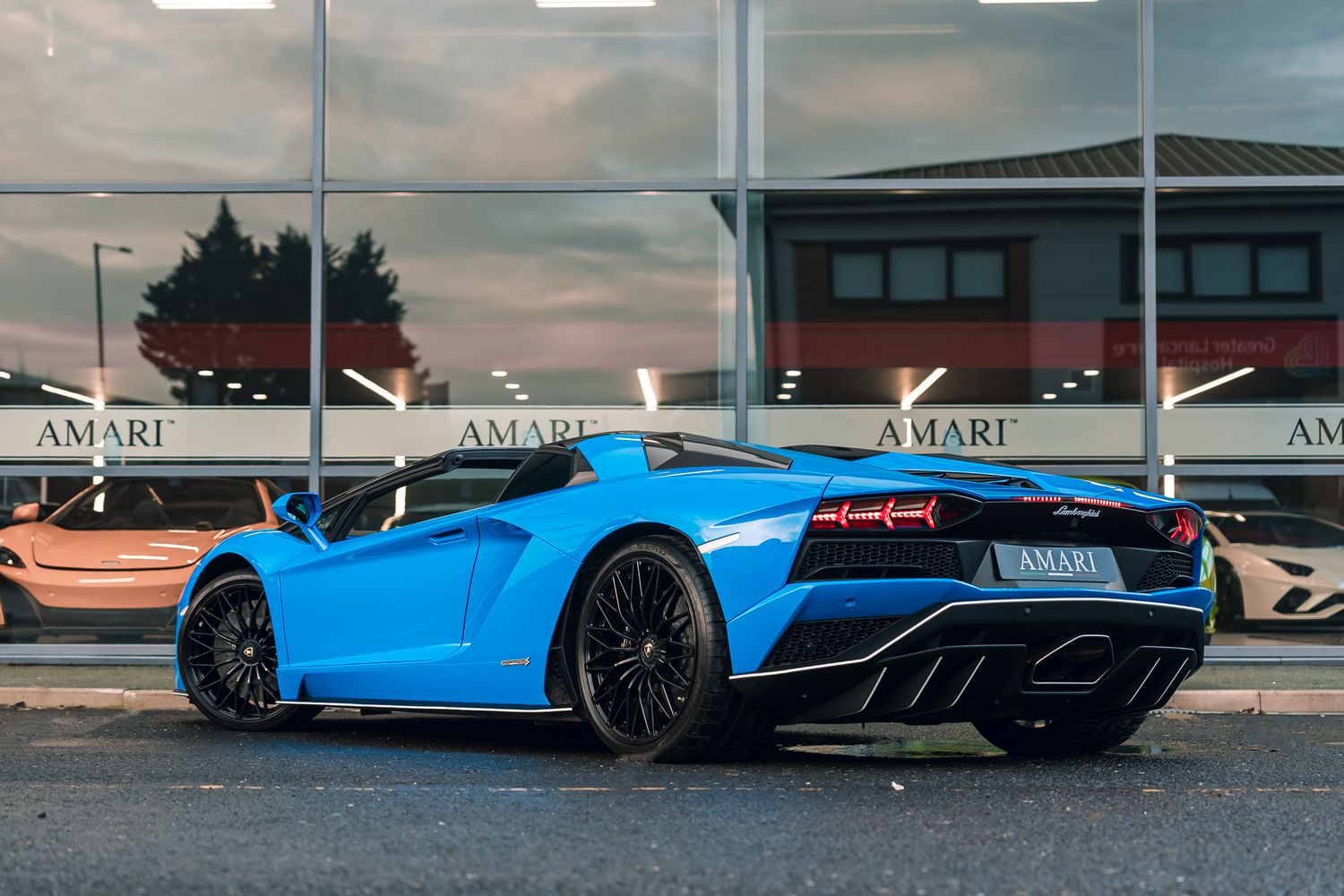 Lamborghini Aventador S Roadster LP 740-4