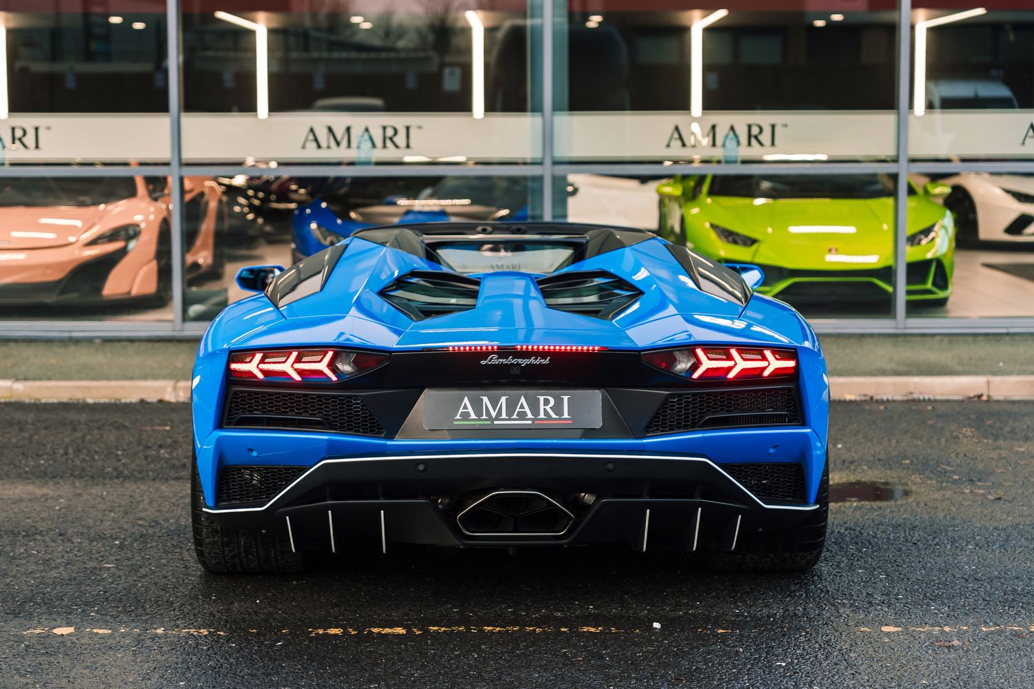 Lamborghini Aventador S Roadster LP 740-4