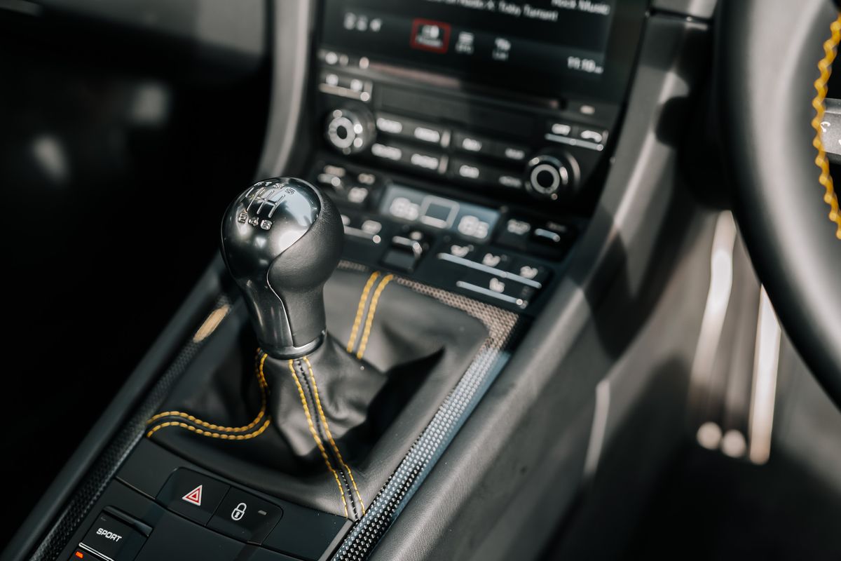 Porsche 911 991 GT3 Touring Manual