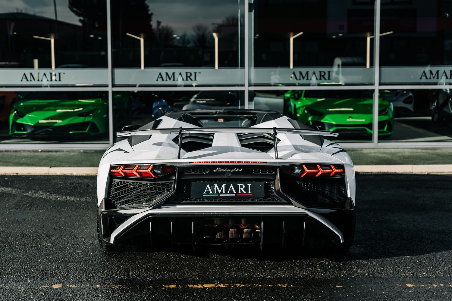Lamborghini Aventador SV Roadster LP 750-4