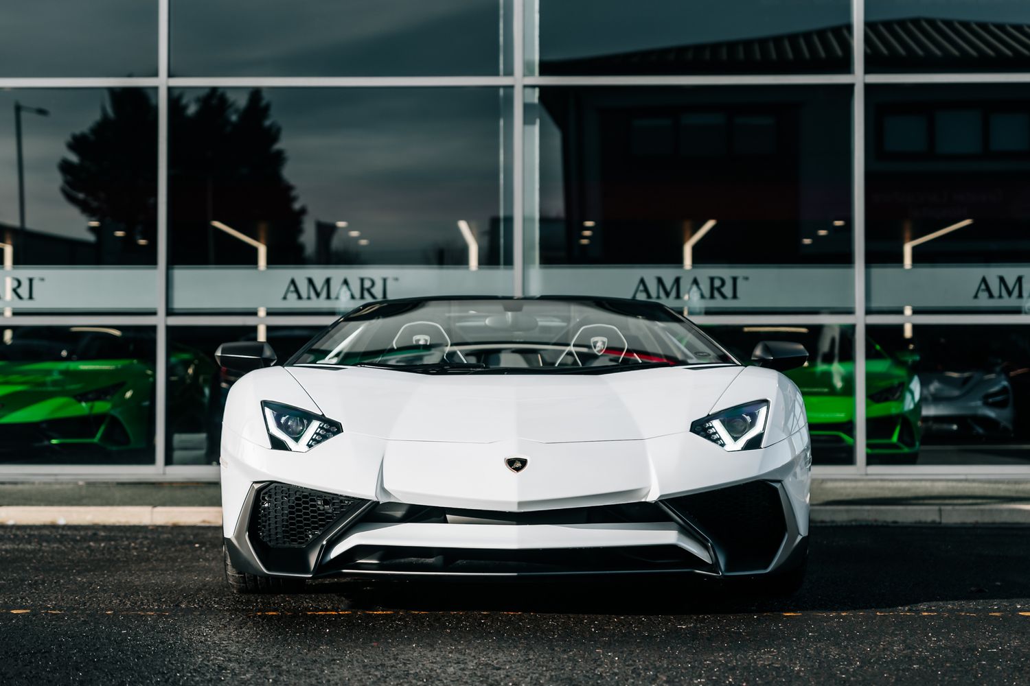Lamborghini Aventador SV Roadster LP 750-4