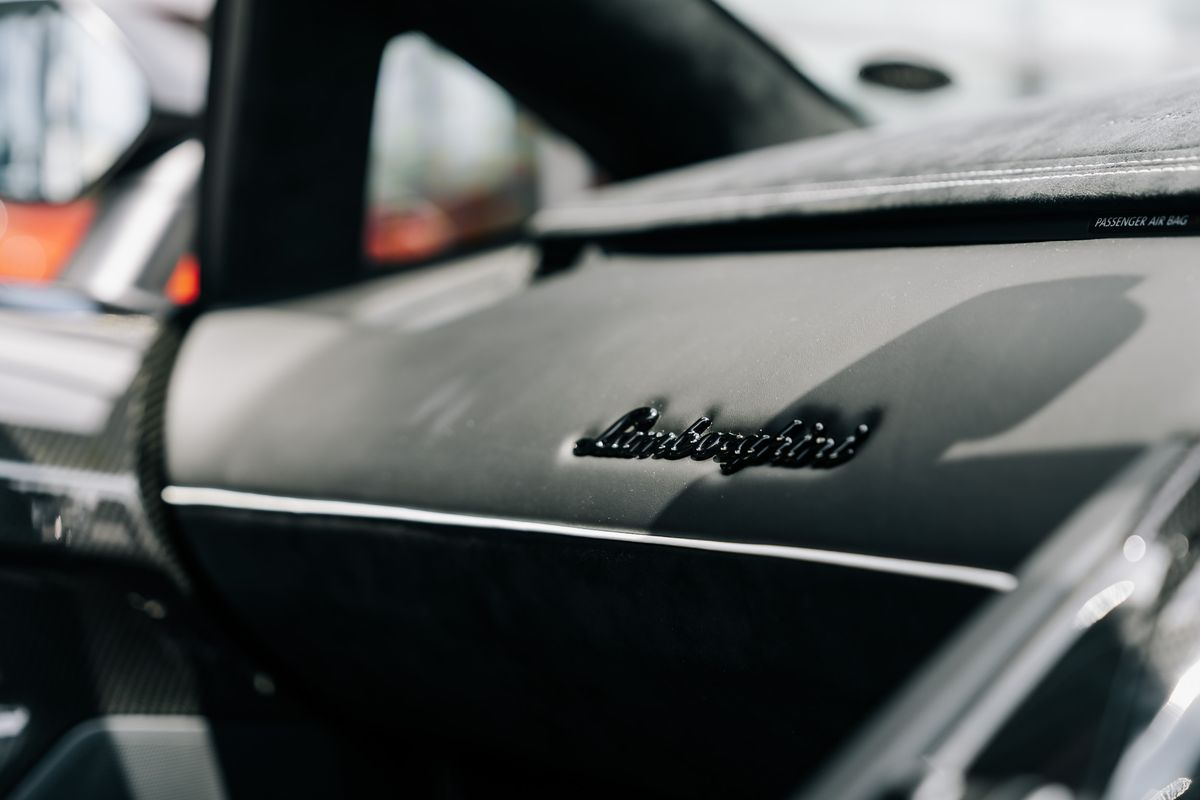 Lamborghini Aventador SV Roadster LP 750-4