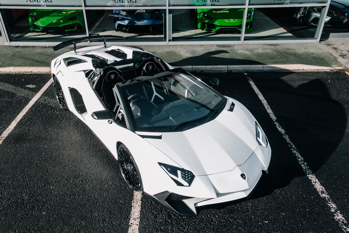 Lamborghini Aventador SV Roadster LP 750-4