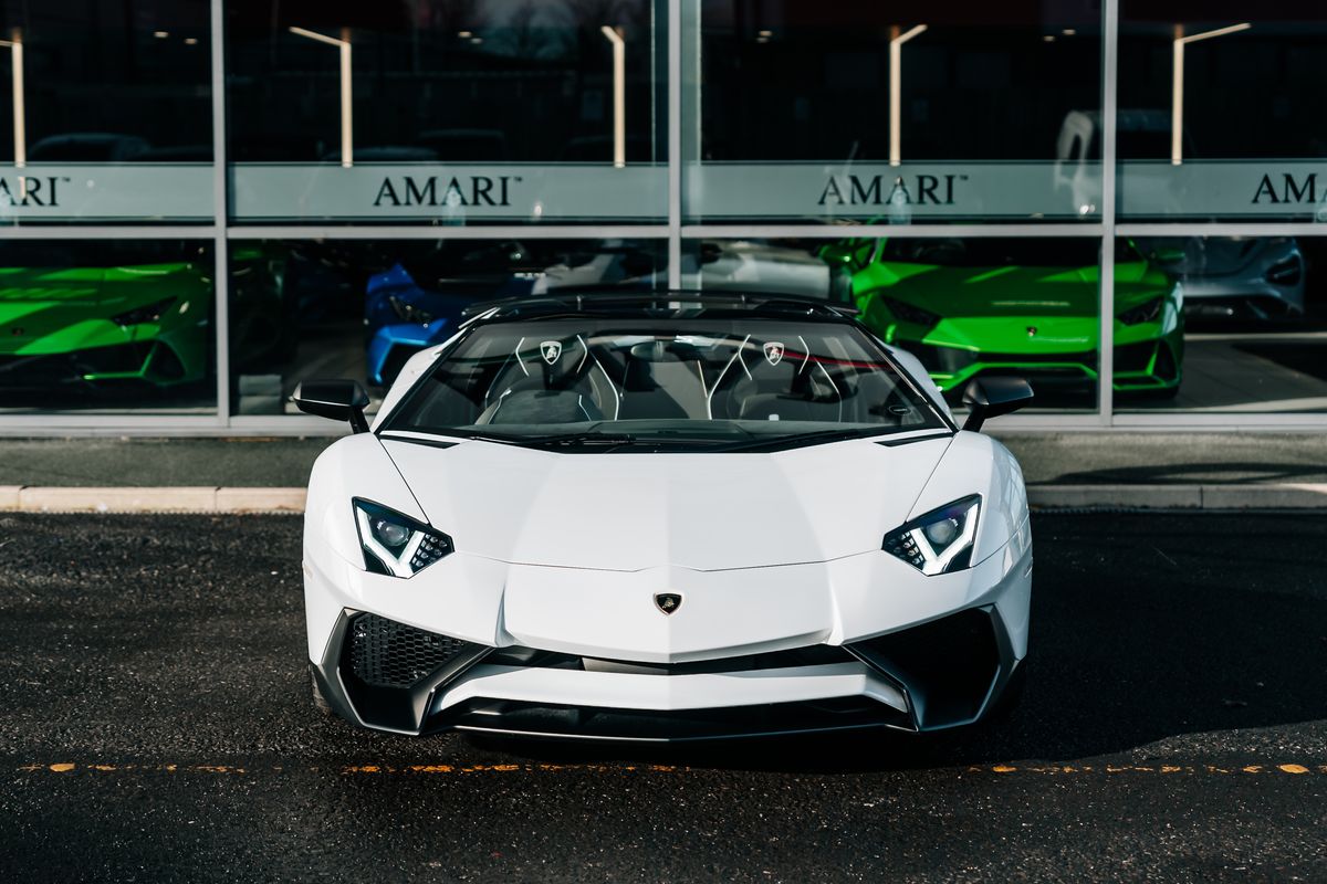 Lamborghini Aventador SV Roadster LP 750-4