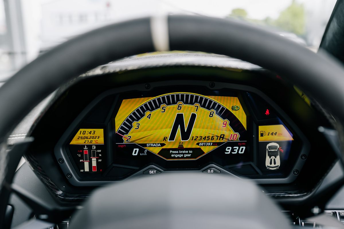 Lamborghini Aventador SV Roadster LP 750-4
