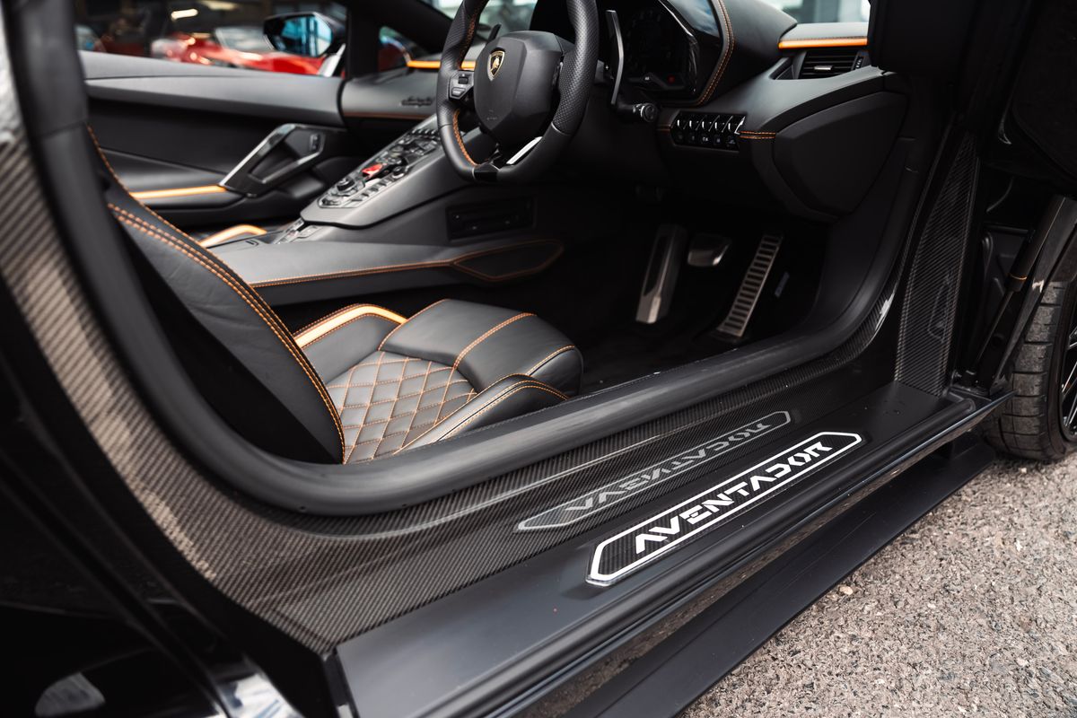 Lamborghini Aventador S Roadster LP 740-4