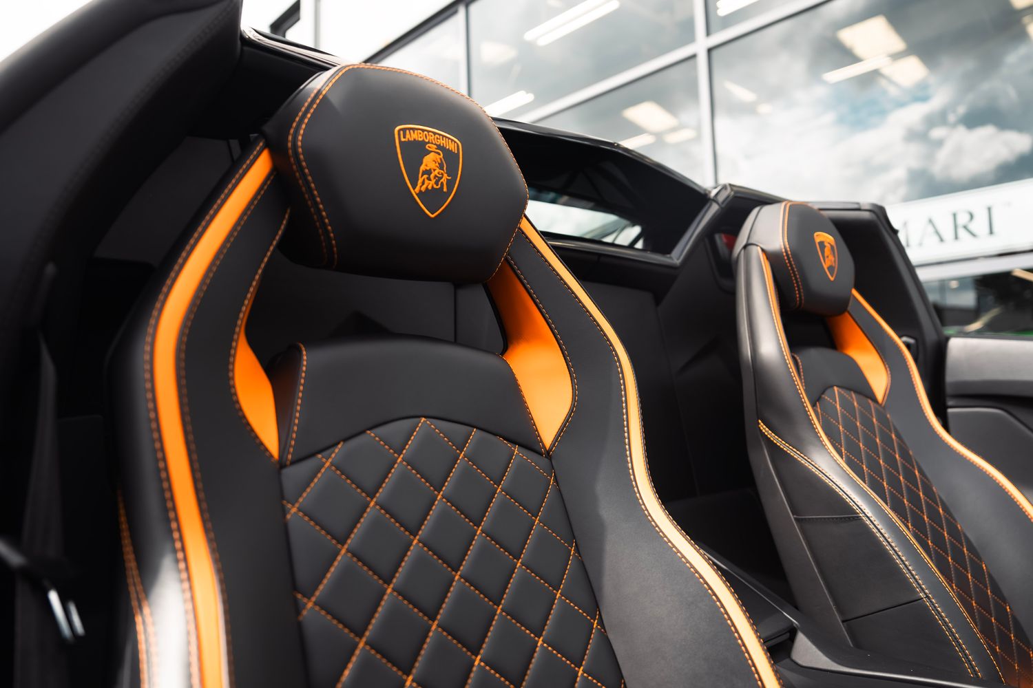 Lamborghini Aventador S Roadster LP 740-4