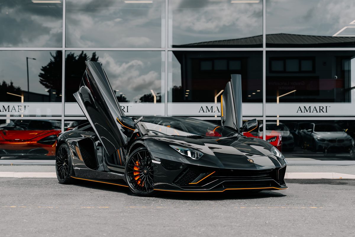 Lamborghini Aventador S Roadster LP 740-4
