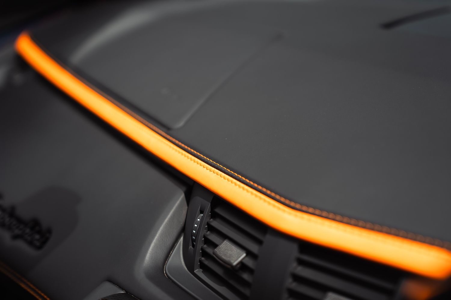 Lamborghini Aventador S Roadster LP 740-4