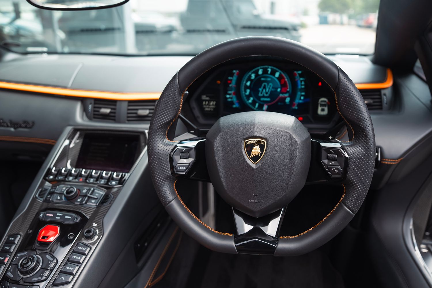 Lamborghini Aventador S Roadster LP 740-4