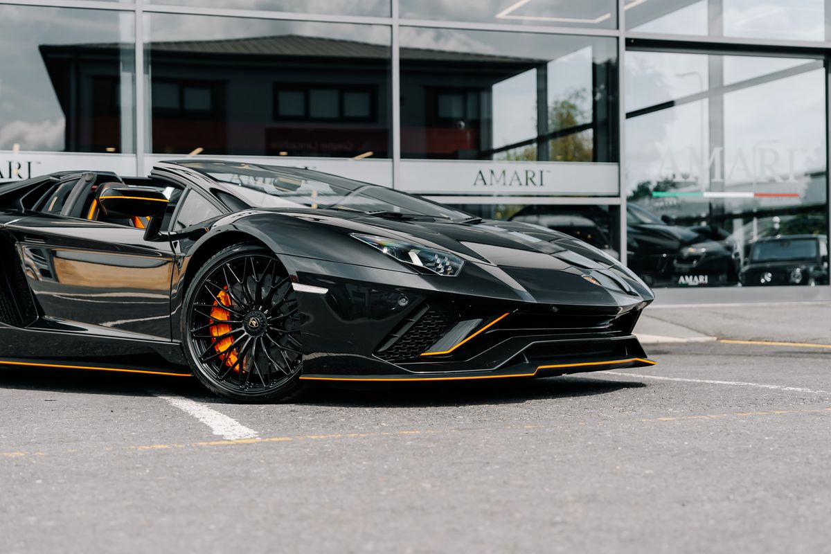 Lamborghini Aventador S Roadster LP 740-4