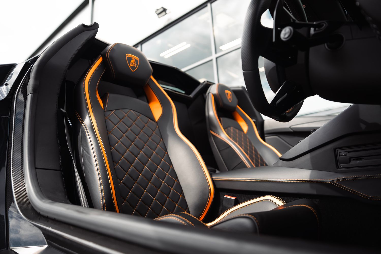 Lamborghini Aventador S Roadster LP 740-4