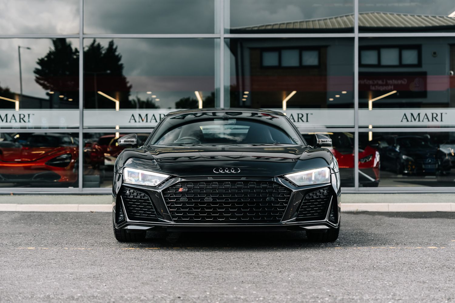 AUDI R8 Performance Carbon Black