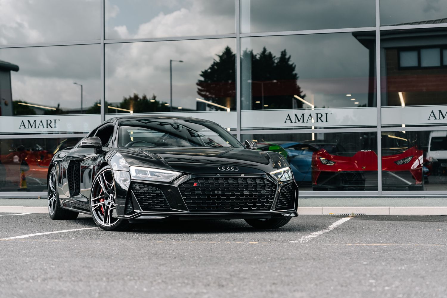 AUDI R8 Performance Carbon Black