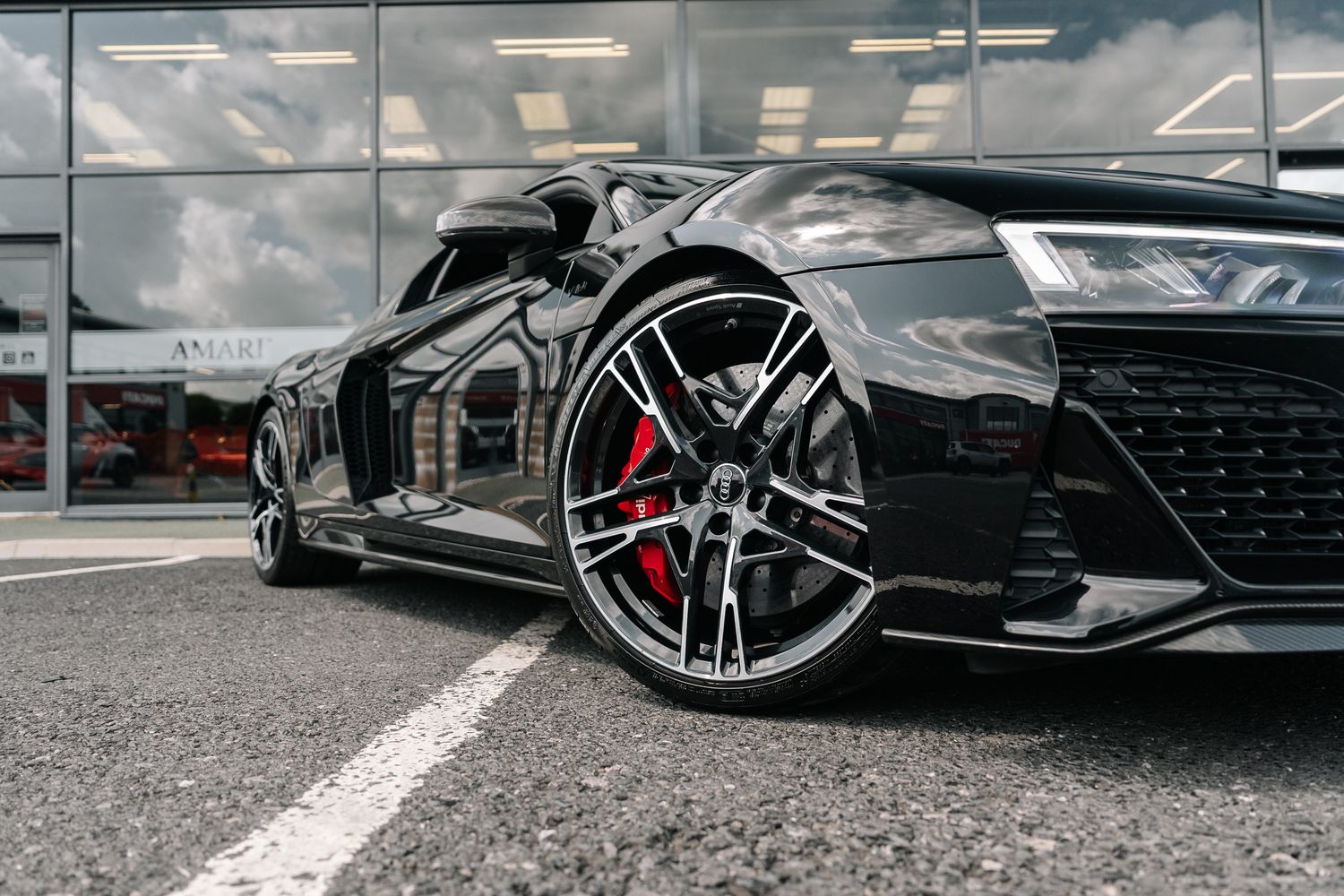 AUDI R8 Performance Carbon Black