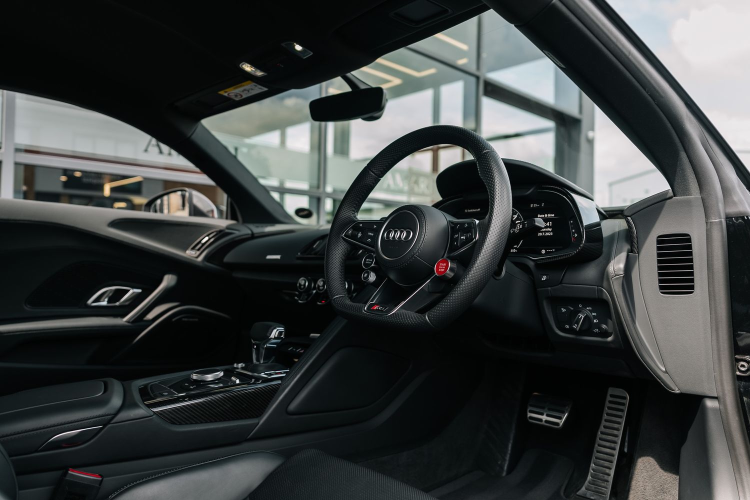 AUDI R8 Performance Carbon Black