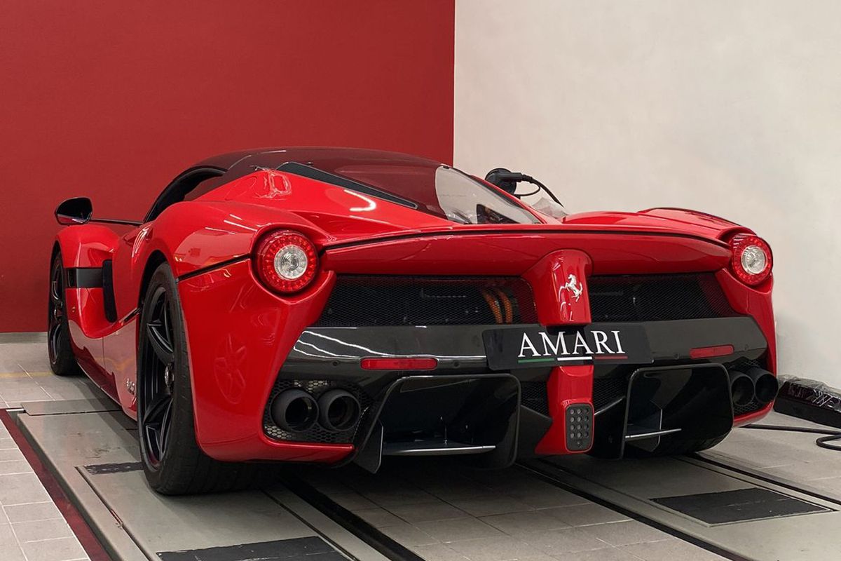 Ferrari LaFerrari Aperta