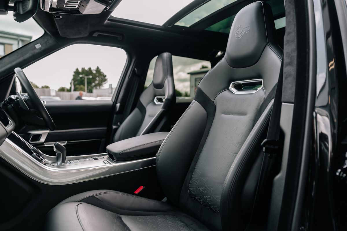 Land Rover Range Rover Sport SVR