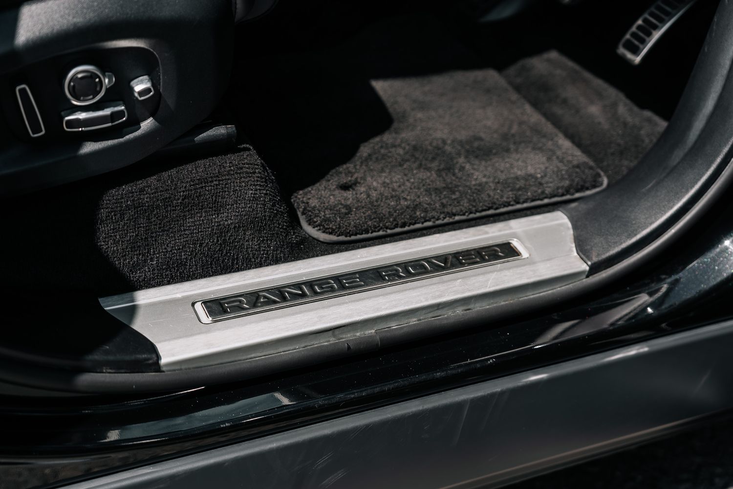 Land Rover Range Rover Sport SVR