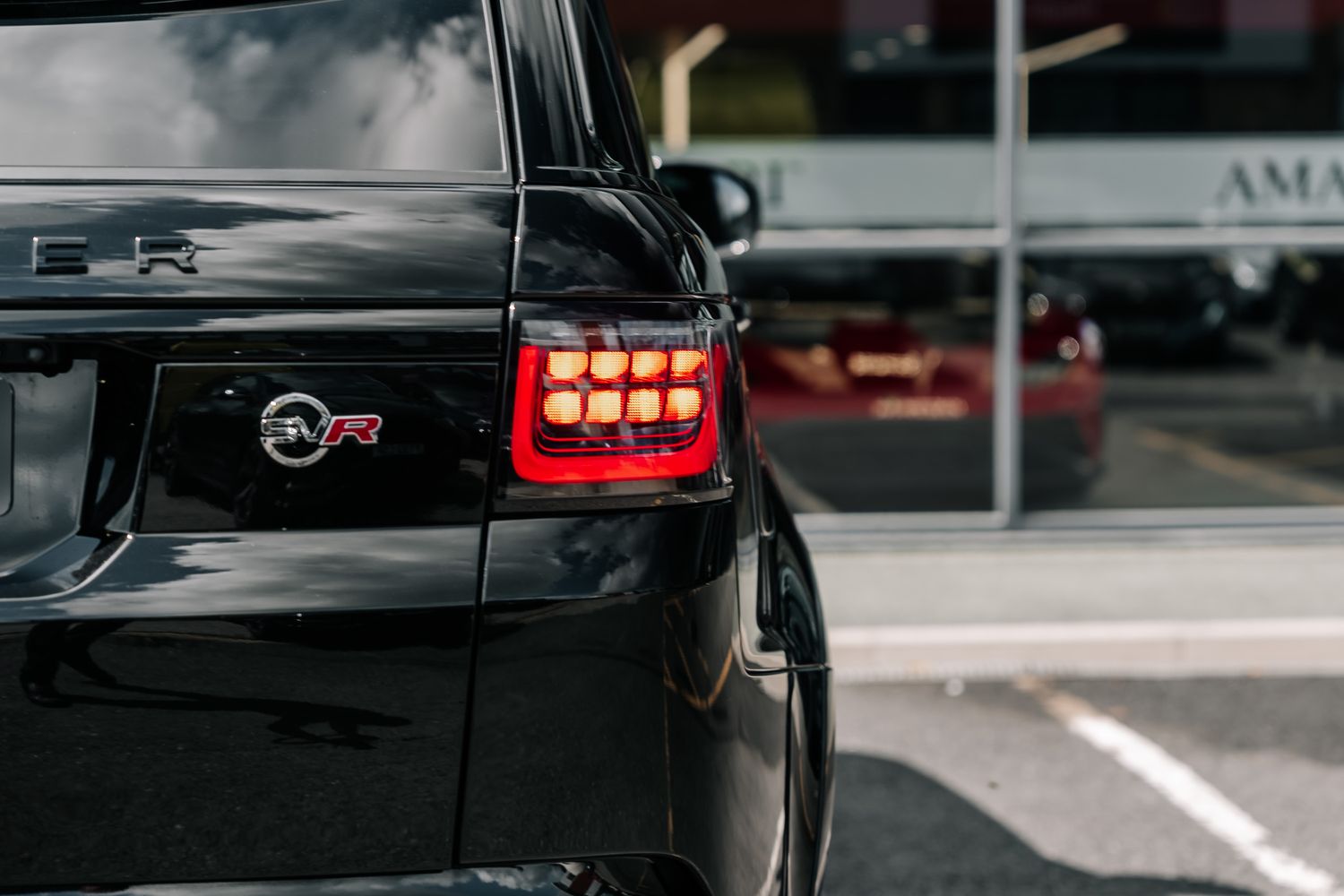 Land Rover Range Rover Sport SVR