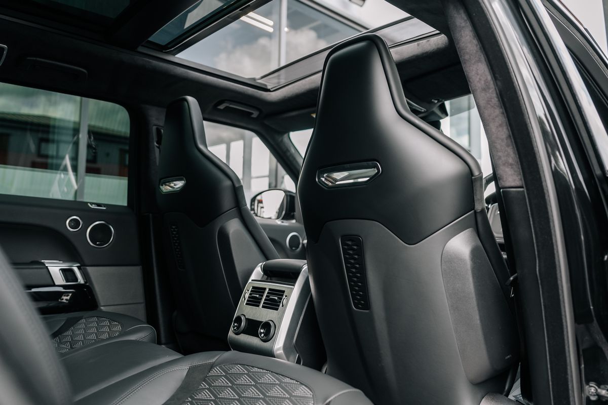 Land Rover Range Rover Sport SVR