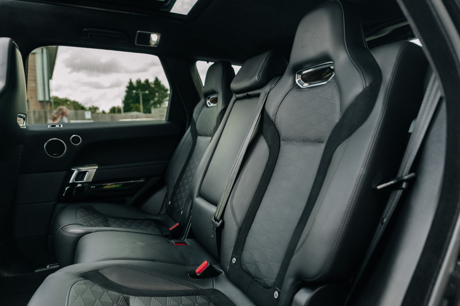 Land Rover Range Rover Sport SVR