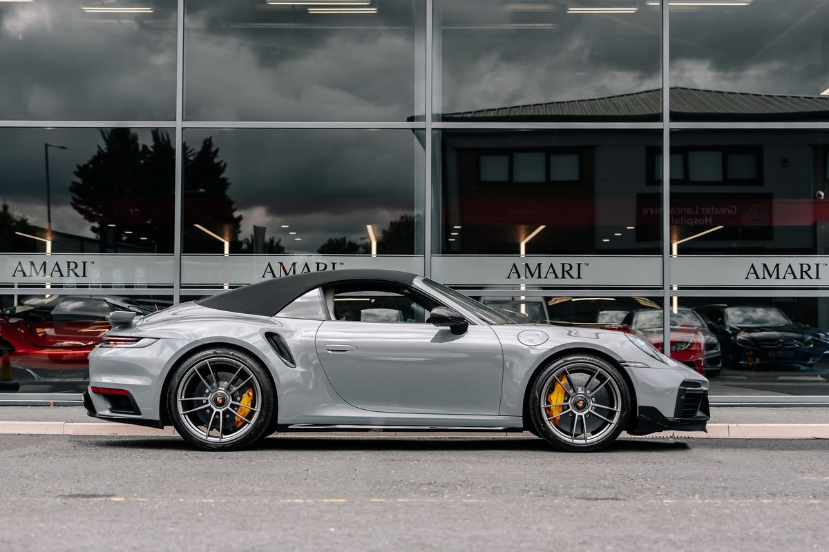 Porsche 911 Turbo S Cabriolet