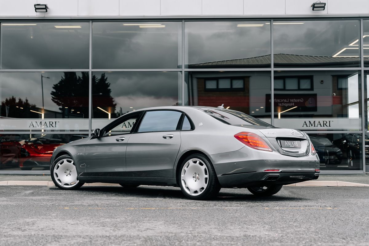Mercedes-Benz S600 Maybach