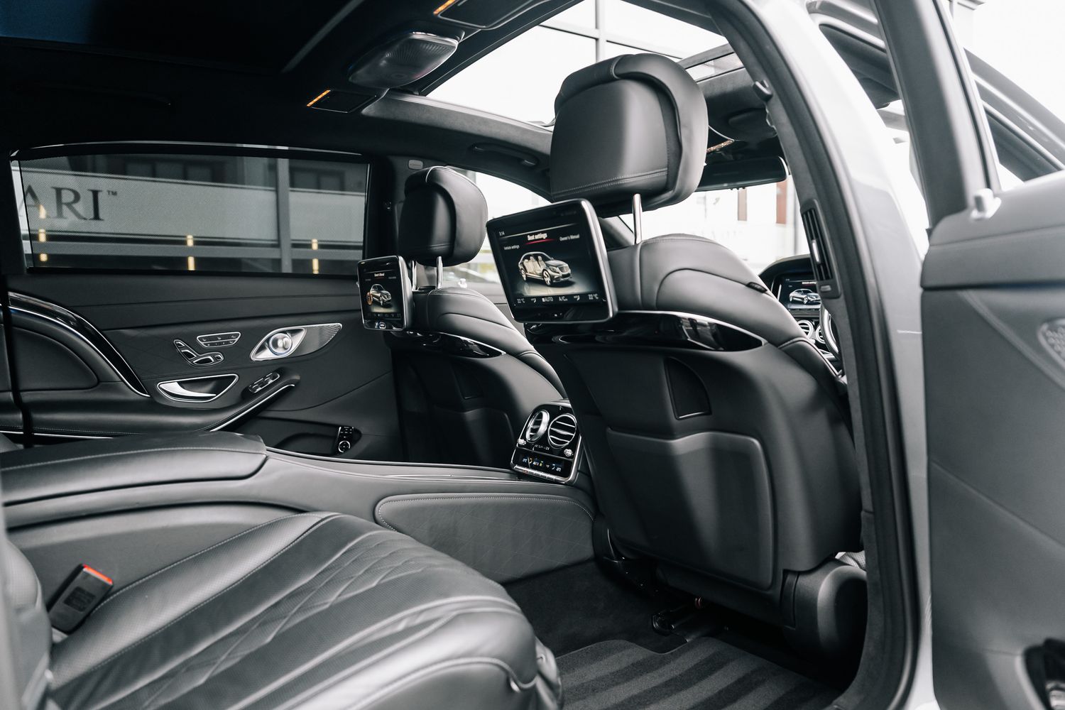 Mercedes-Benz S600 Maybach