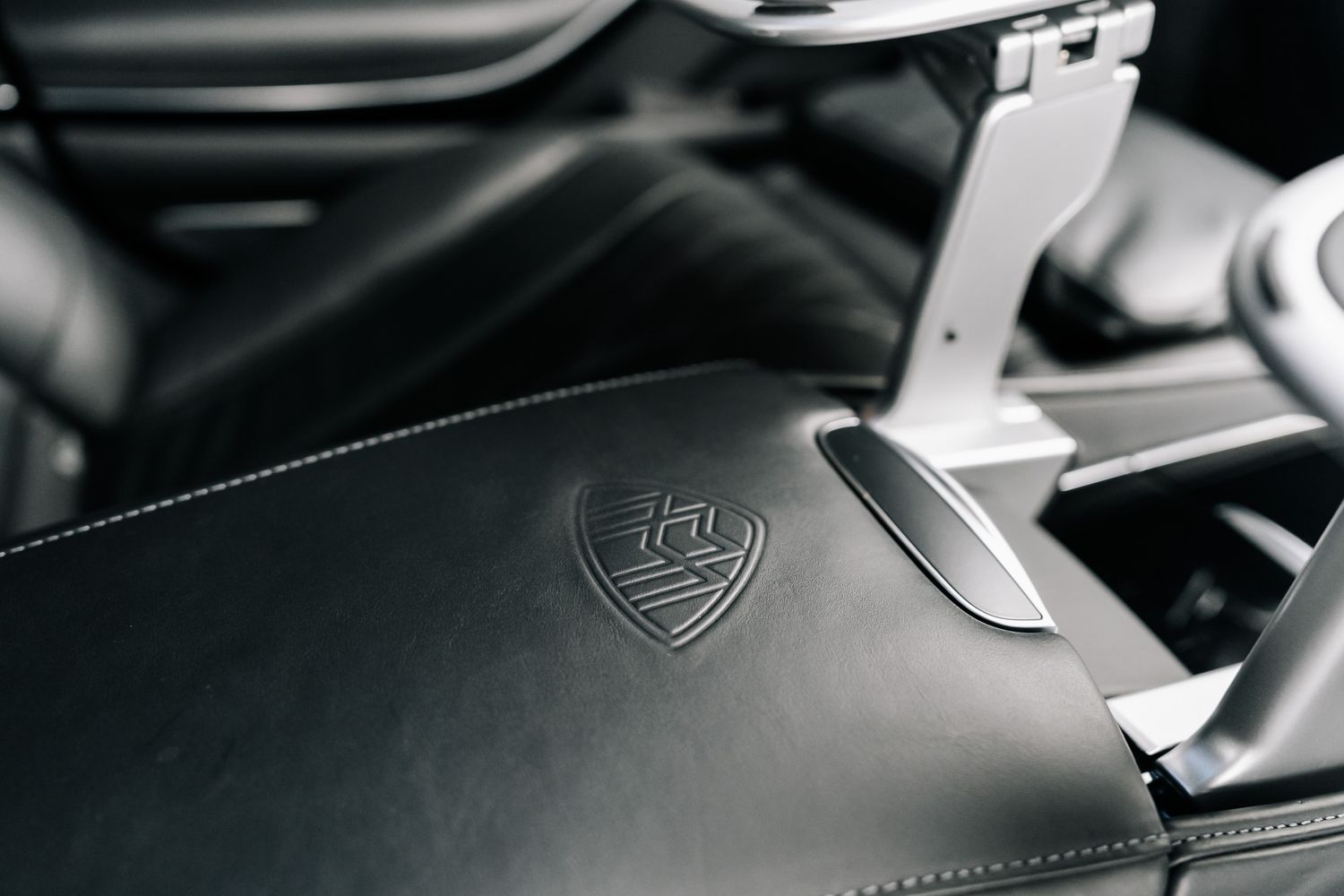 Mercedes-Benz S600 Maybach