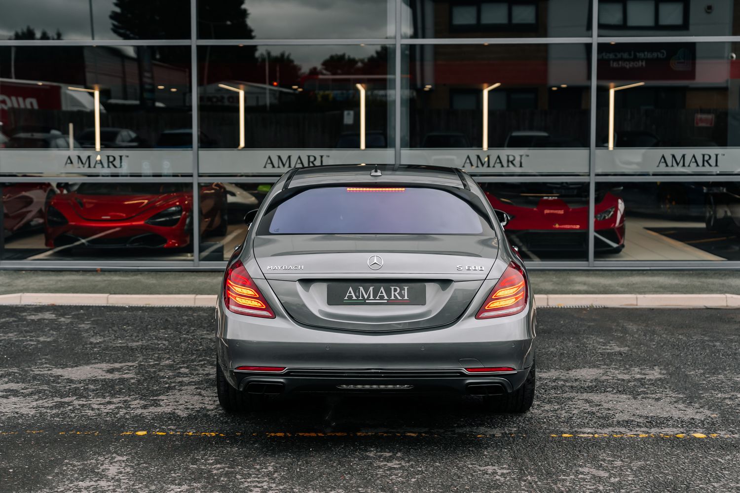 Mercedes-Benz S600 Maybach