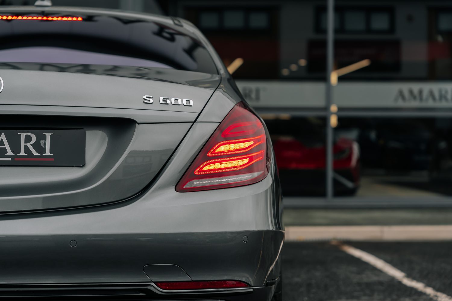 Mercedes-Benz S600 Maybach