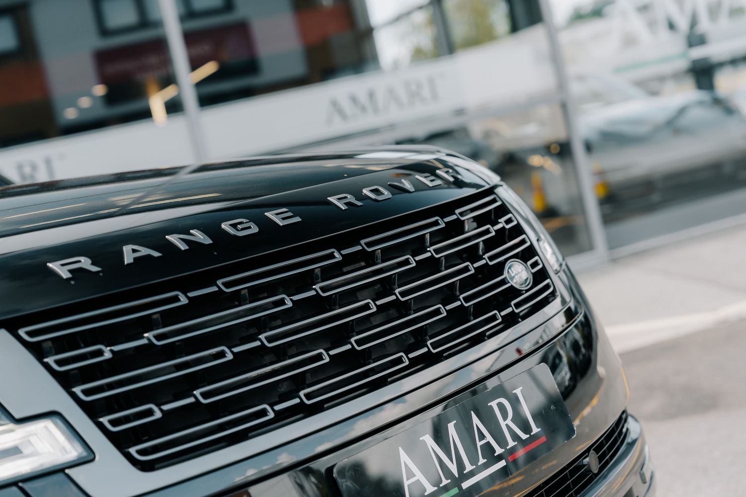 Land Rover Range Rover Autobiography First Edition D350