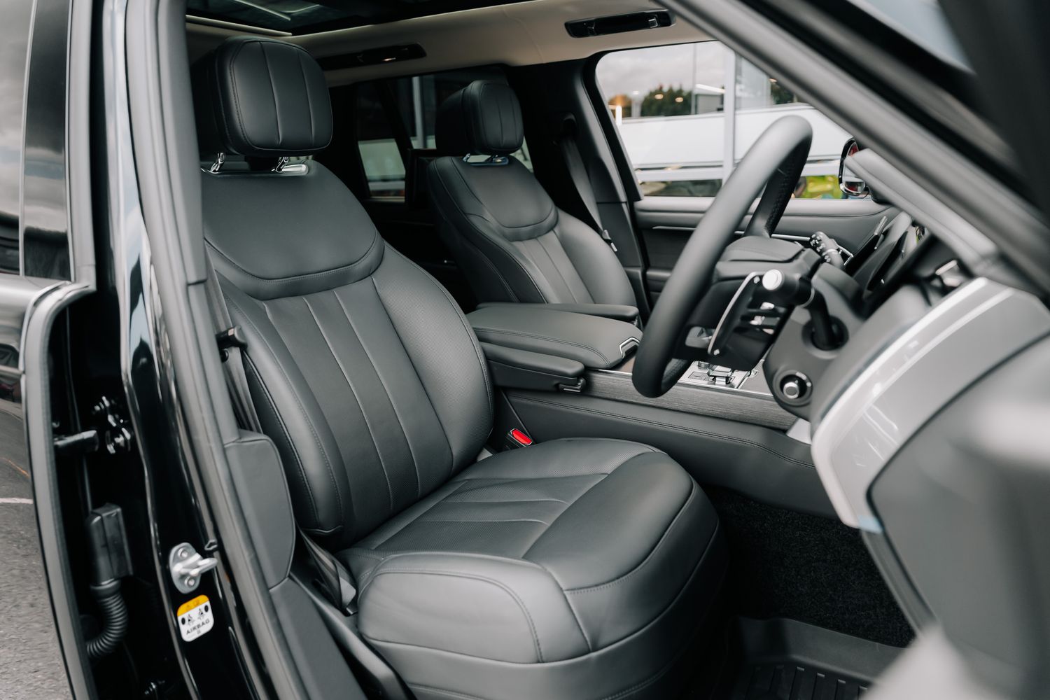 Land Rover Range Rover Autobiography First Edition D350
