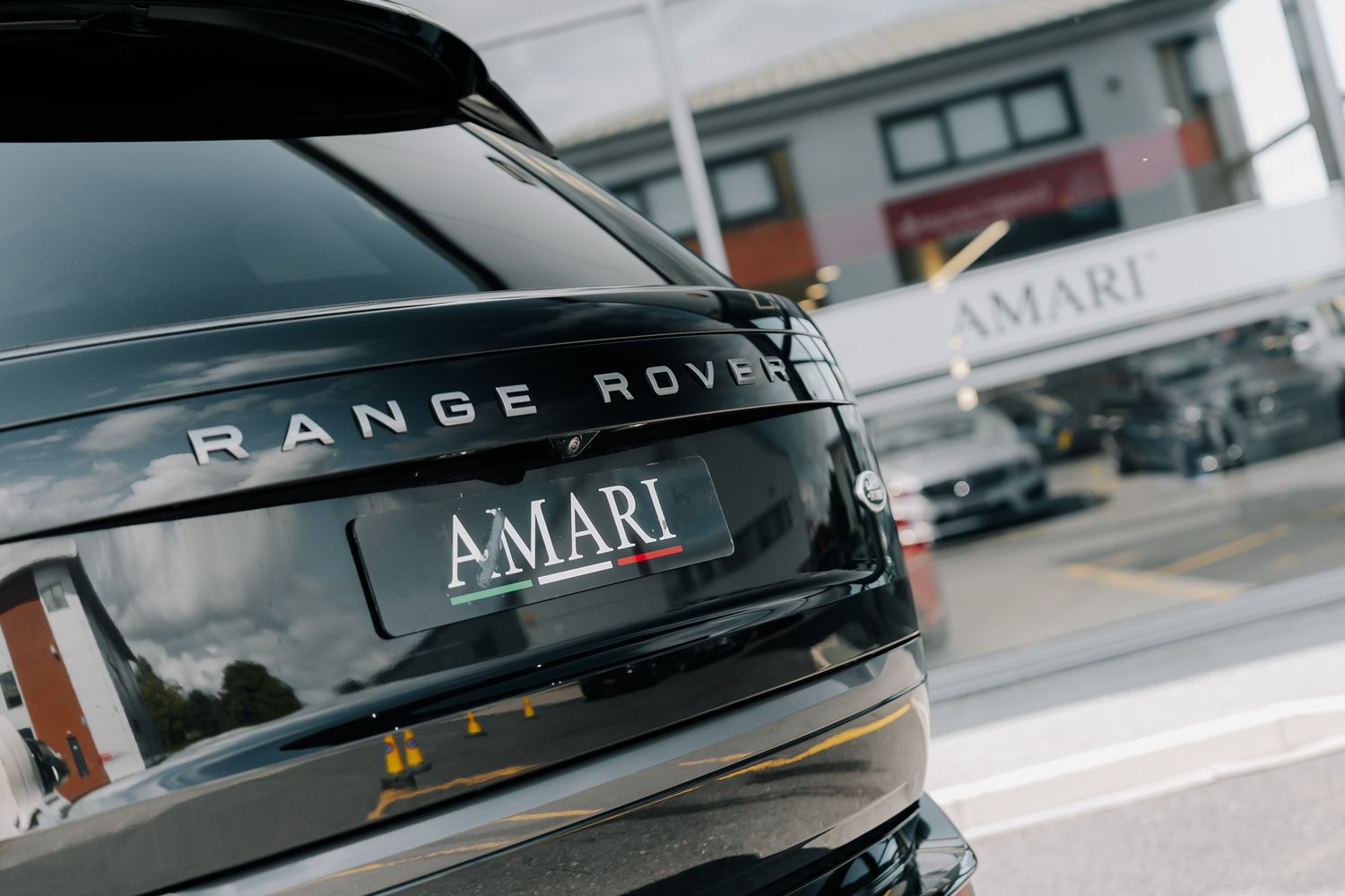 Land Rover Range Rover Autobiography First Edition D350