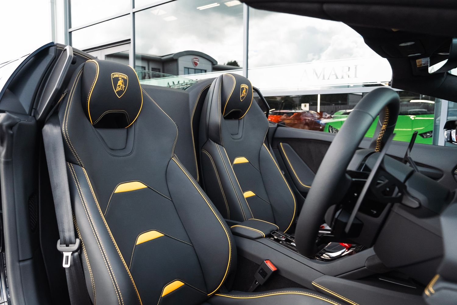 Lamborghini Huracan Evo Spyder LP 640-2