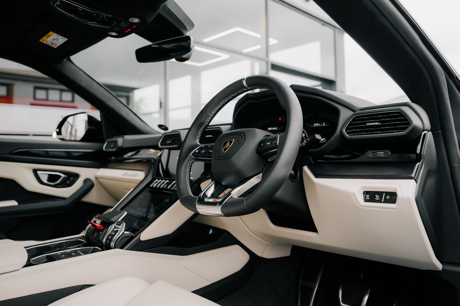 Lamborghini Urus S V8 Auto