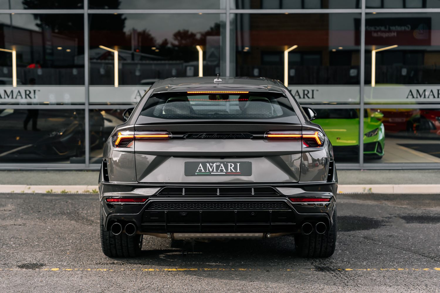 Lamborghini Urus S V8 Auto