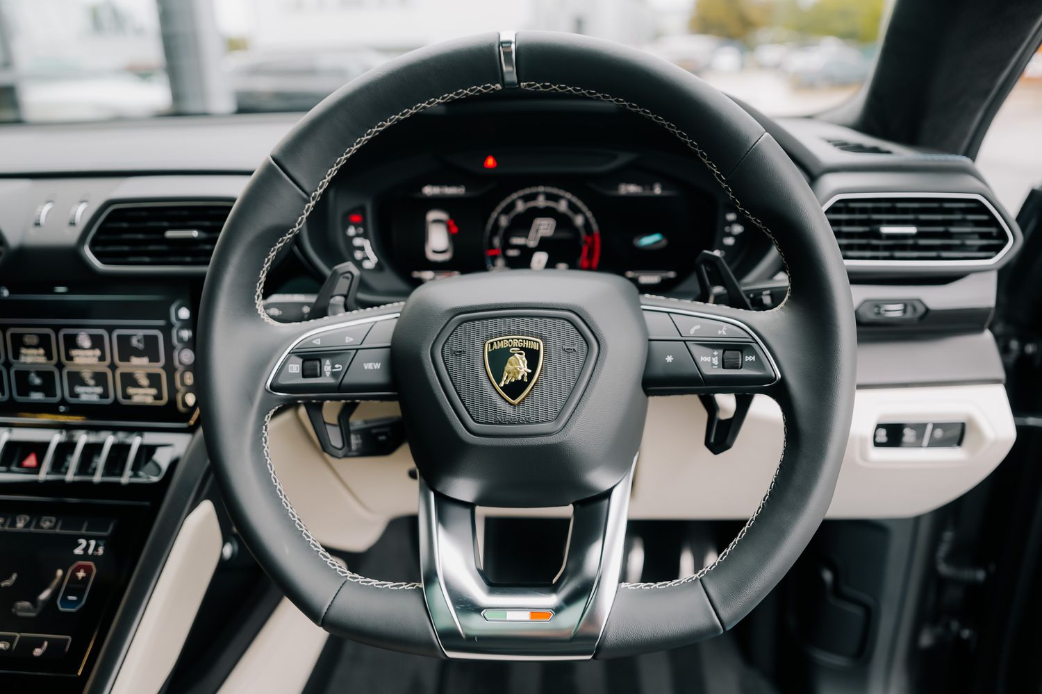 Lamborghini Urus S V8 Auto