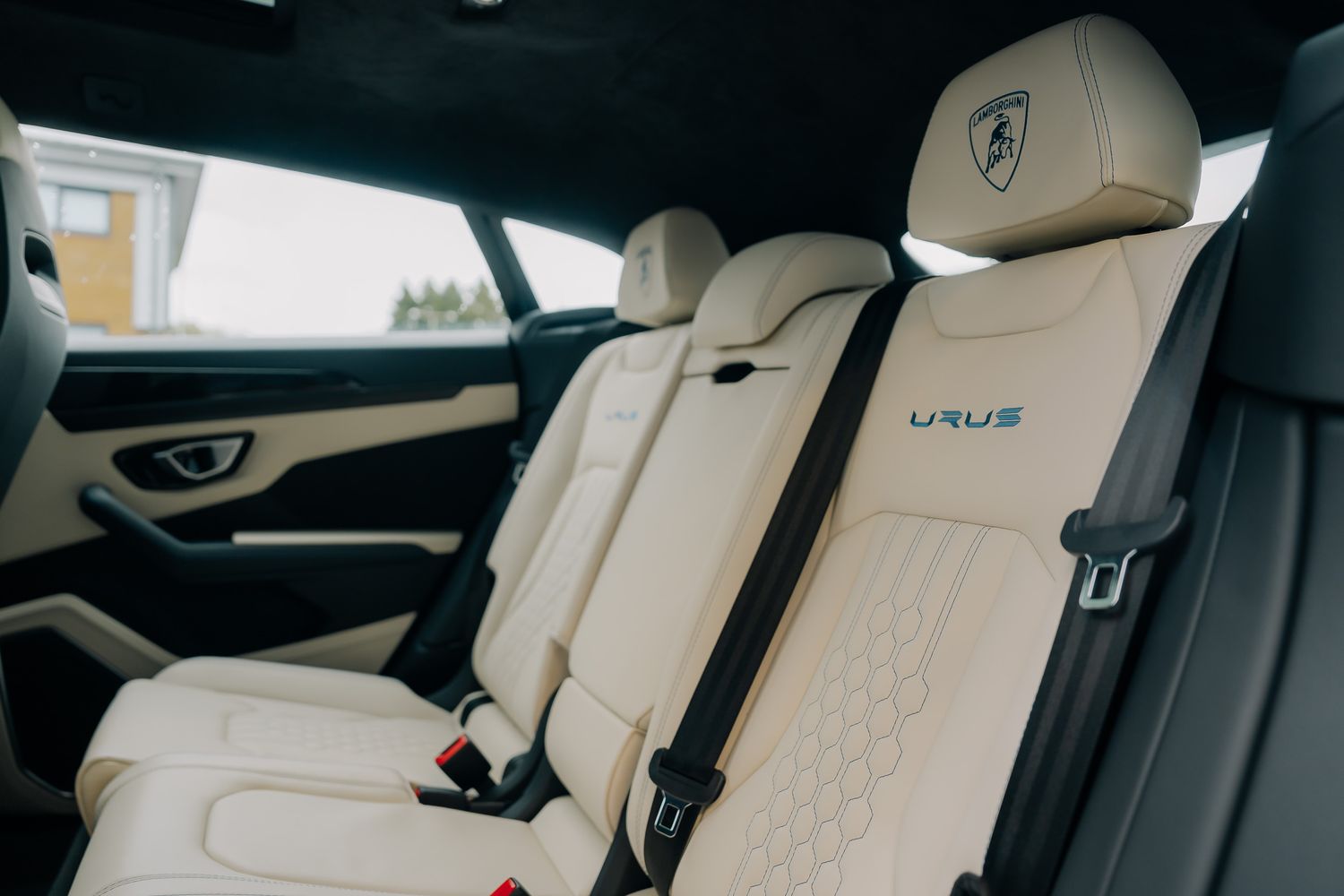 Lamborghini Urus S V8 Auto
