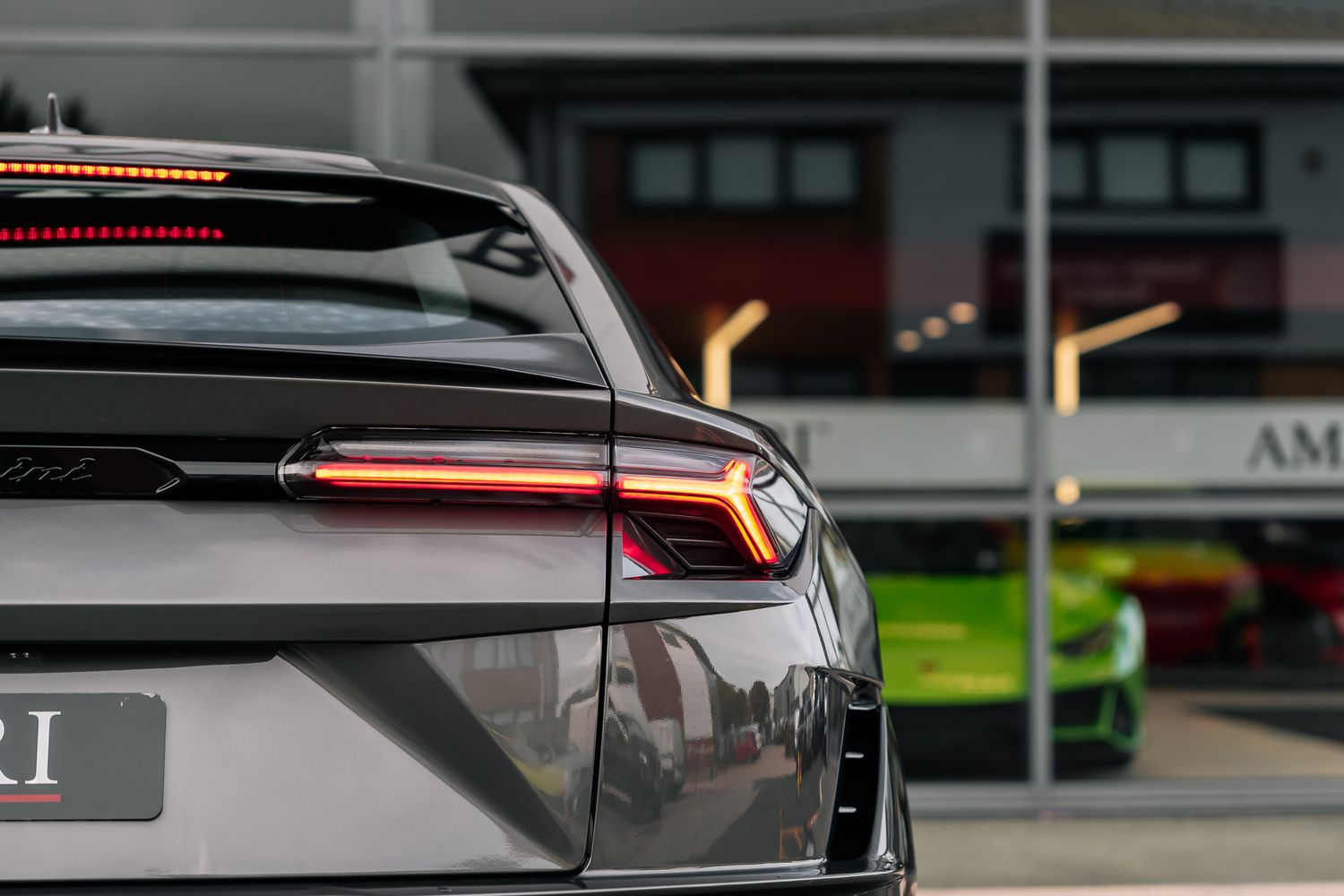 Lamborghini Urus S V8 Auto