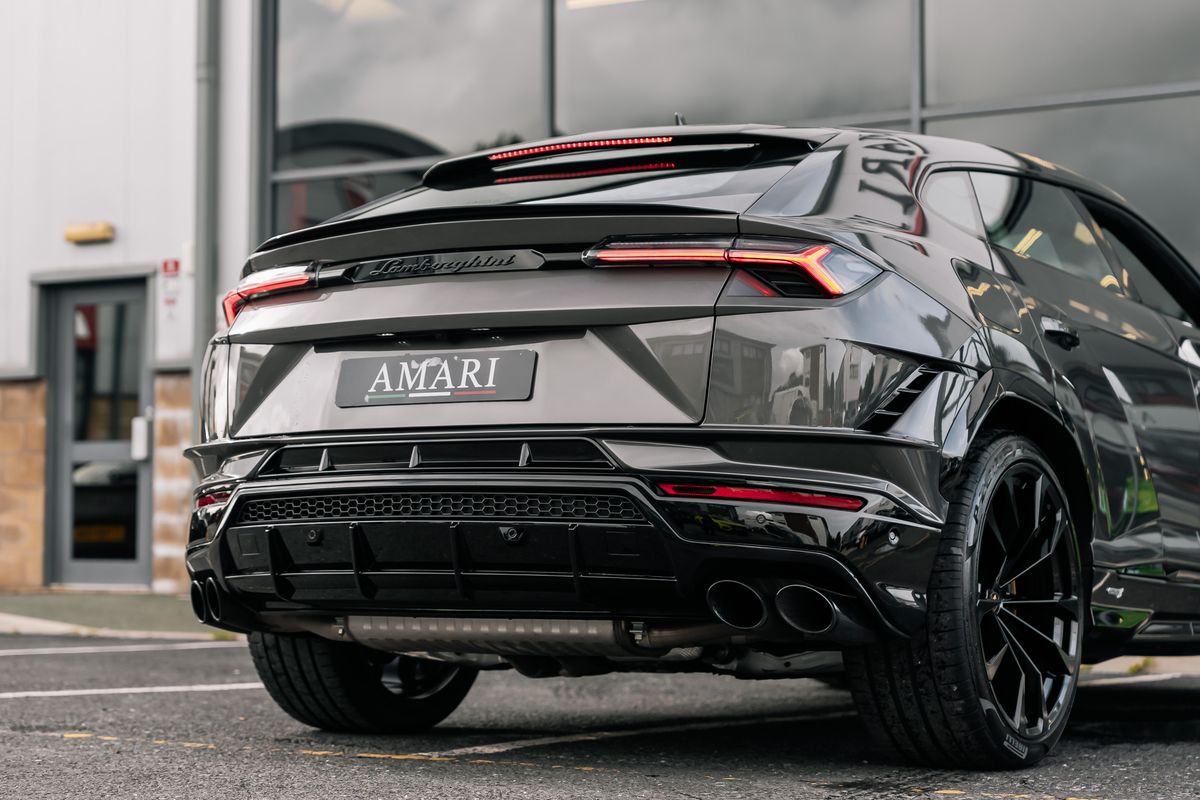 Lamborghini Urus S V8 Auto