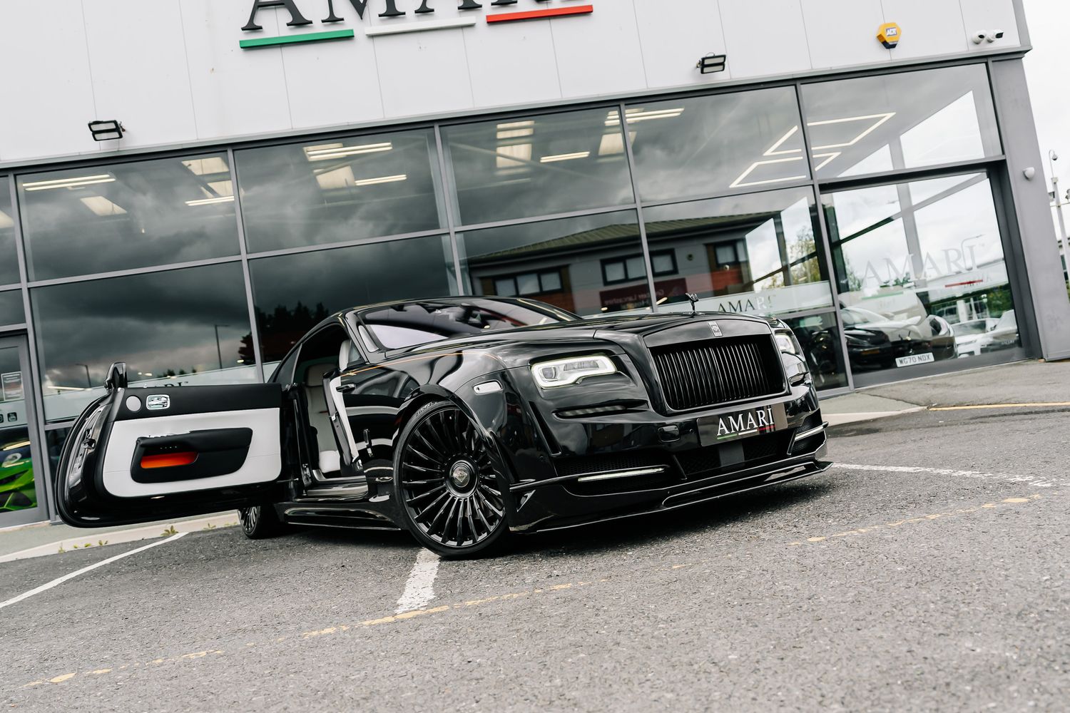 Rolls Royce Wraith Onyx