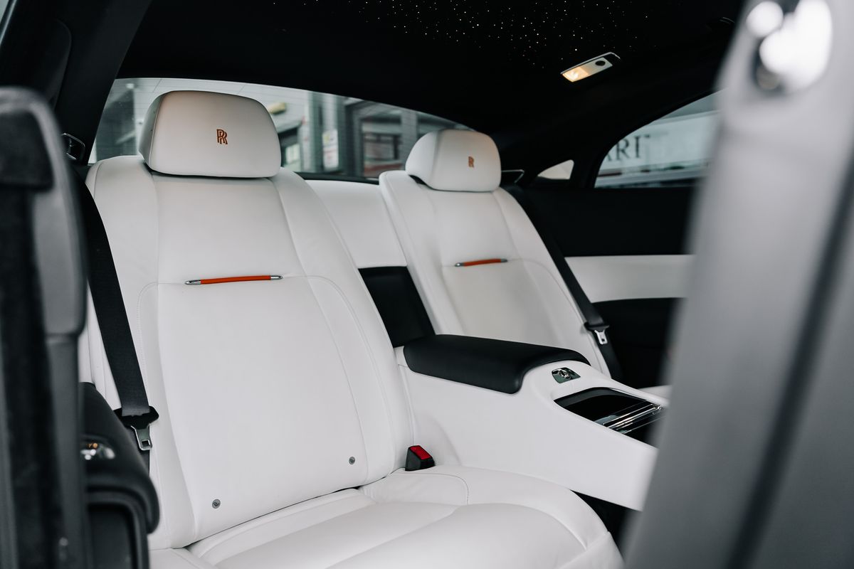 Rolls Royce Wraith Onyx